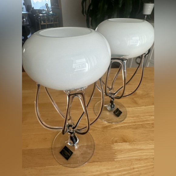 Makora Krosno Pedestal Glass Sculpture vase with original sticker EUC - Picture 4 of 4